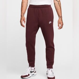 Nike Sportswear Club Fleece Joggers - Burgundy/Maroon - Size Medium